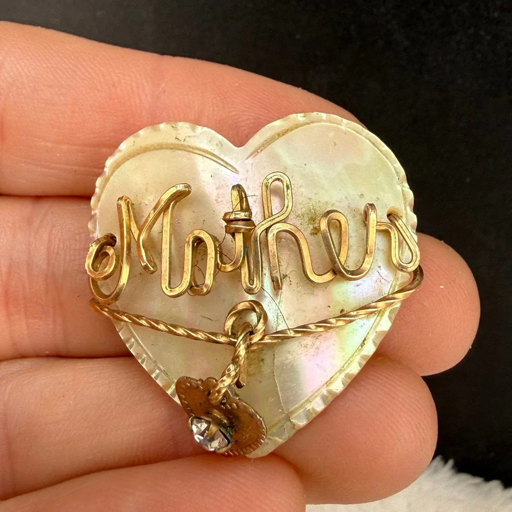 Vintage Mother Brooch Heart Mother of Pearl Gold Tone Sweetheart